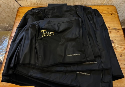 Black amplifier cover torres - black,